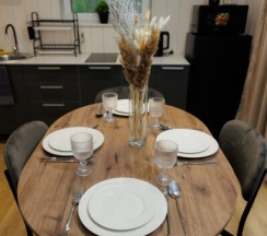 Бежевый дом в Мох