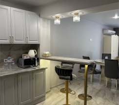 Трехкомнатные апартаменты категории "Люкс" в Astoria Apartments