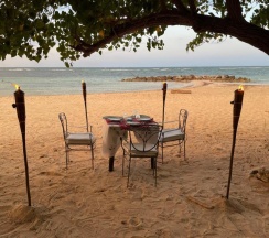 Апартаменты в Hospitality Expert F32 Beach front Pool & Chef