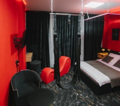 Эксклюзивный Deluxe BDSM в Hotel Black out