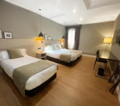 Трёхместный номер в Hotel Cortezo