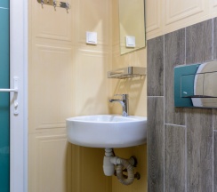 Четырёхместный номер с балконом в Мардин