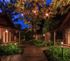 Коттедж с видом на сад в Azalea Village Wellness Resort