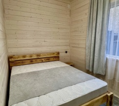 Вилла Deluxe с 3 комнатами с красивым видом из окна в Baza les