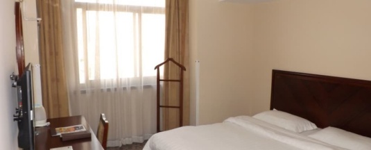Двухместный номер Standard двуспальная кровать в GreenTree Inn ShangHai BeiWaiTan NingGuo Road Station Hotel