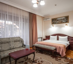 Студио с балконом в Чеботарёвъ