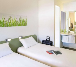 Двухместный номер Standard 2 отдельные кровати в B&B HOTEL Köln-Marsdorf