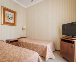 Четырёхместный полулюкс Corporate с красивым видом из окна в Селигер Палас