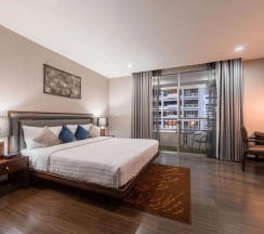 Семейный люкс в Grand Asoke Suites Boutique Residence