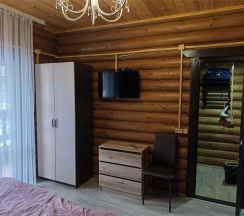 Трехместный номер с кухней и террасой в Панорама