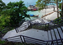 Номер Standard с красивым видом из окна в HIP Seaview Resort at Phi Phi