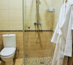 Трехместный номер с кроватью размера "king-size" в B&B hotel