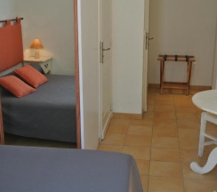 Двухместный номер Standard двуспальная кровать в Hôtel Castel Mistral