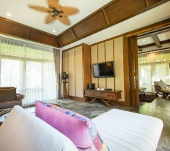 Люкс с видом на бассейн в Sibsan Resort & Spa Maeteang