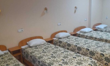 Номер стандарт с 5 односпальными кроватями в На Лядова