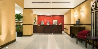Мехико: Отель Hampton Inn & Suites Mexico City Centro Historico