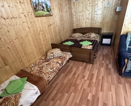 Трехместный домик в Астхо