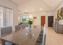 Вилла Luxury с 6 комнатами с красивым видом из окна в Pattaya Hill, Near the City and Beach