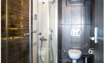 Четырёхместный номер Standard с балконом в Club Hotel Sunbel 