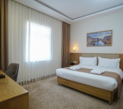 Двухместный люкс двуспальная кровать в Отель Milan Hotel Tashkent