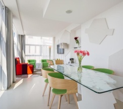 Двухместный полулюкс угловой двуспальная кровать в Room Mate Aitana, Amsterdam
