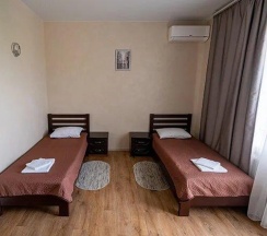 Номер стандарт с 1 двуспальной кроватью в На Тихом Дону