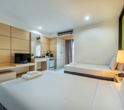 Двухместный номер Standard с балконом двуспальная кровать в The Legacy Hotel