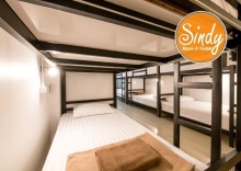 Кровать в общем номере в Sindy Hostel