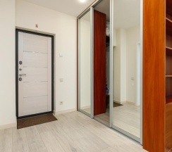 4-местные апартаменты люкс с балконом, вид на горы (#135) в Geo Apart