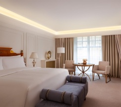 Номер делюкс с одной кроватью King в The Carlton, Moscow