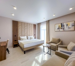 5-местная комната люкс в Дворец Солнца