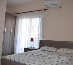 Трёхместный номер Standard с видом на море в Hotel Erioni