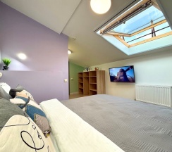 Апартаменты №10 "Люкс" на мансардном этаже в Саквояж