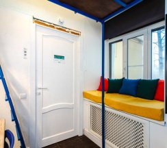 Двухместный номер с собственной ванной комнатой «Фантастика» в BookCase Hostel