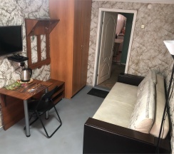 Номер стандарт с 1 односпальной кроватью и диван-кроватью. Общая ванная комната в Basner Hotel