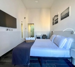Двухместный номер Standard с балконом двуспальная кровать в Arch Rome Suites