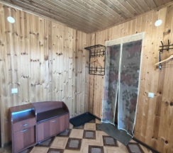 Большой дом в Золотой орел