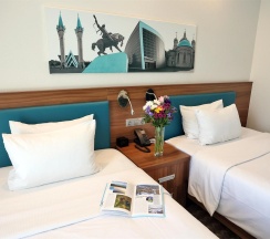 Номер стандарт с 2 односпальными кроватями в Hampton by Hilton Ufa