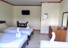 Трёхместный номер Standard в Golden Bee PhiPhi Hostel