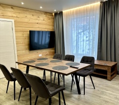 Апартаменты вместимостью 4+2 человека 2 этаж (№5) в Сибирский