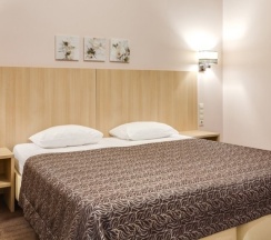 Стандарт двухместный номер резерв в Leon SPA