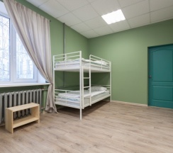 Спальное место в общем 10-ти местном номере в Story Hostel