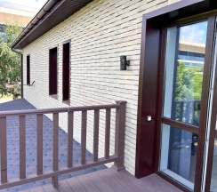 Коттедж Дуплекс с балконом в У Набережной