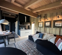 Шале 2 с расширенной террасой + Безлимитное посещение ЕлятыПарка в ЕлятыЛодж