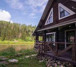 Дом «У озера» в Лесная сказка