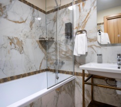 Номер люкс в Park Hotel