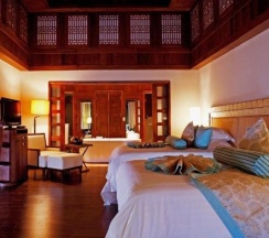 Четырёхместная вилла с 2 комнатами с балконом в Отель Centara Grand Beach Resort Phuket