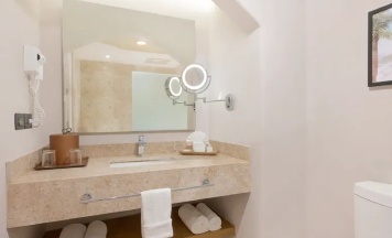 Двухместный номер Lagoon View (двуспальная кровать) в GR Solaris Caribe Adults Only - All Inclusive