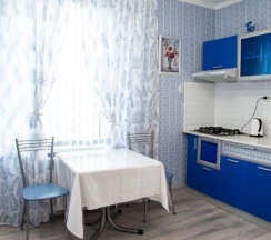 Семейный номер с кухней в Акварель