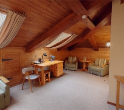 Люкс мансардный в Алеша Попович Двор&Лукоморье